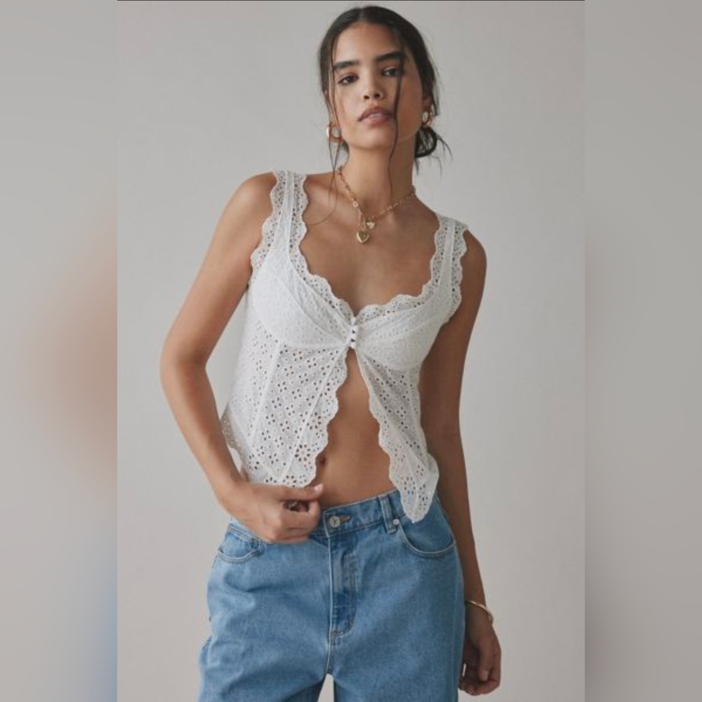 UO Dolce Verano White Eyelet Corset Top - Picture 2 of 5